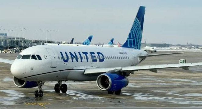 United airlines flight ua770 emergency diversion
